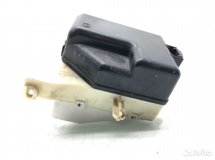 Блок предохранителей Toyota Yaris P1 1.4 D-4D 2003