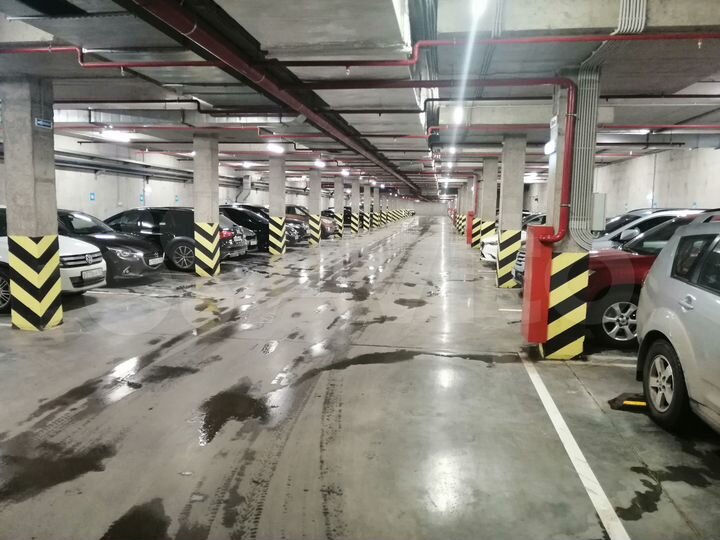 Машиноместо, 15 м²