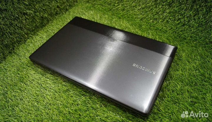 Core i3/ 2 ядра/ GeForce GT 520MX/ HDD 500 гб