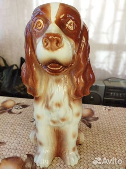 Фарфоровые статуэтки фигурки собаки