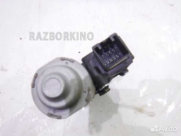 Моторчик люка Мерседес