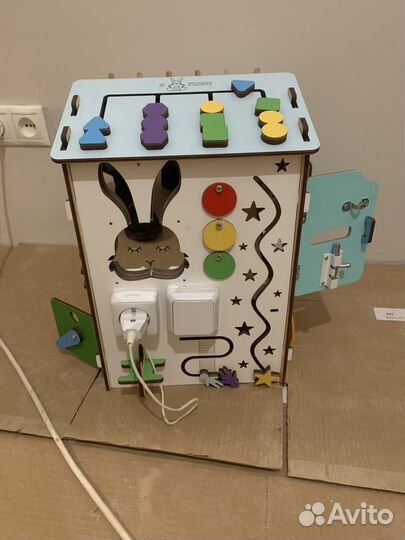 Фирменный бизиборд Я умею