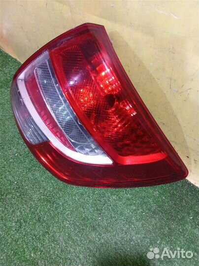 Фонарь задний правый LADA Granta 2011