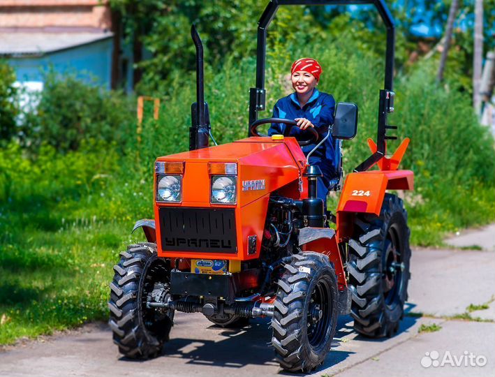Мини-трактор УРАЛЕЦ 224, 2023