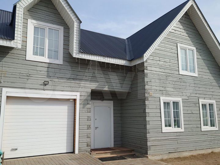 Дом 190 м² на участке 9,8 сот.