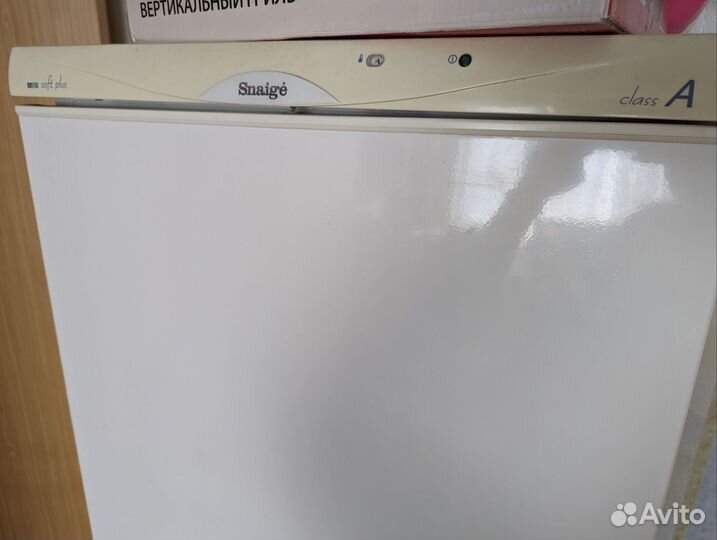 Холодильник Snaige