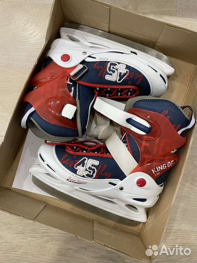 Коньки хоккейные