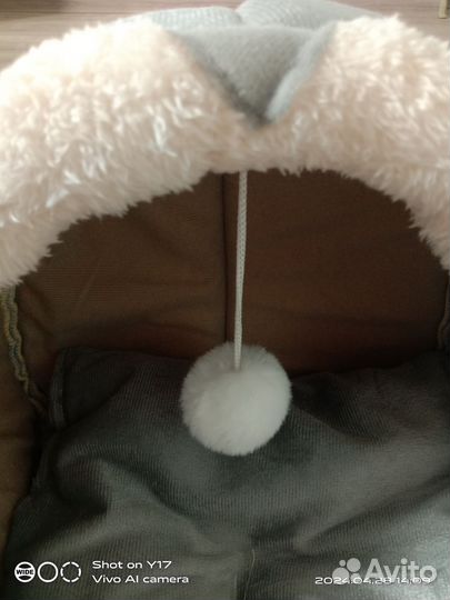 Домик лежанка для кошки 32*28*30