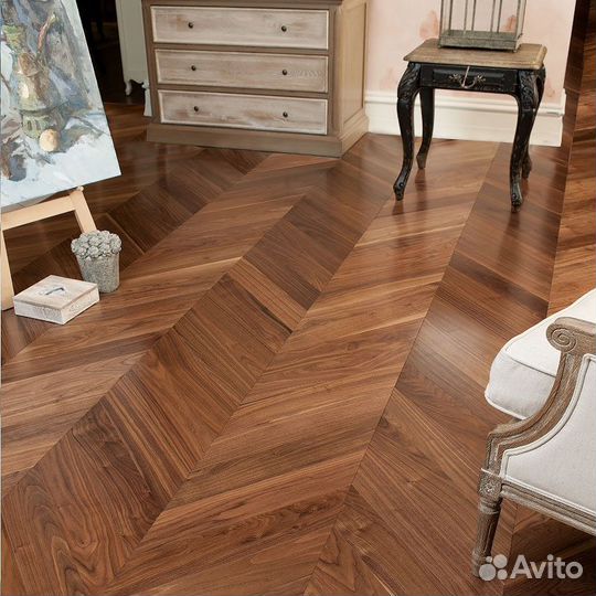 Инженерная доска Орех «Французская ёлка»