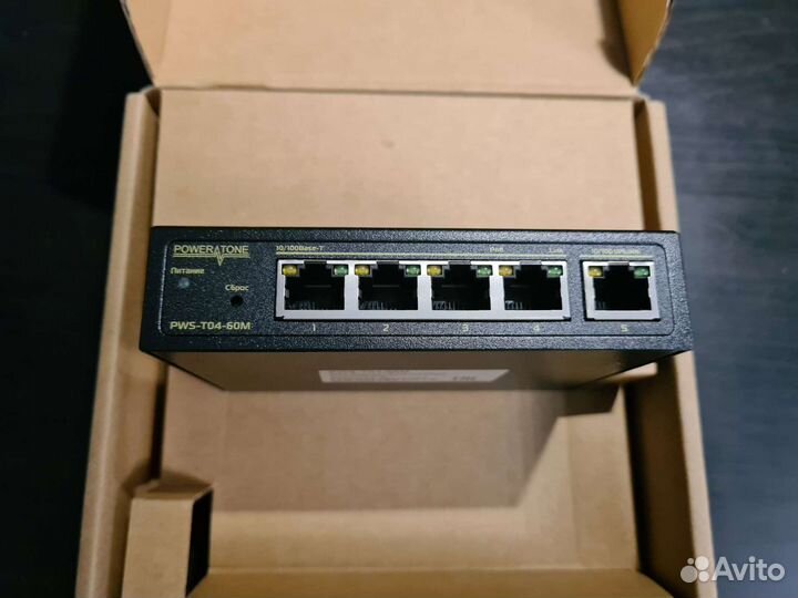 POE-Коммутатор Powertone PWS-04-60