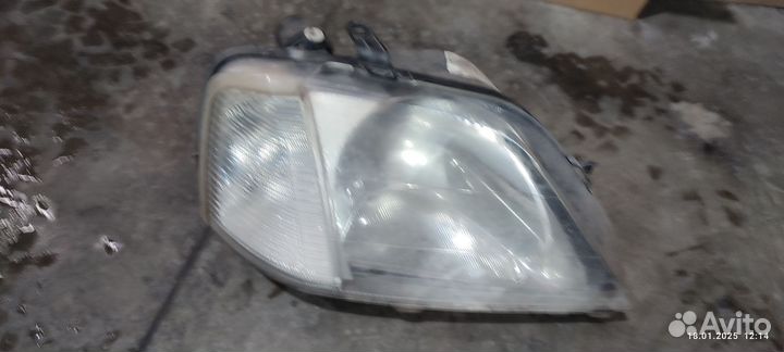 Фары на renault logan 1