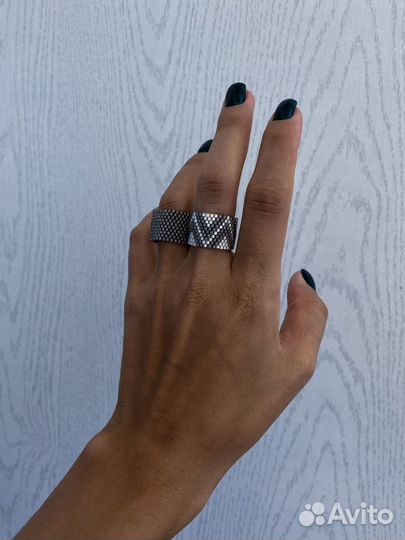 Кольца браслеты