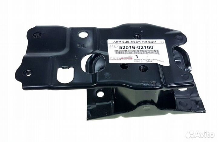 Кронштейн усилителя бампера задний левый Toyota