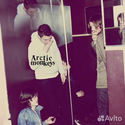 Arctic Monkeys – Humbug