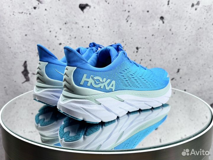 Hoka Clifton 8