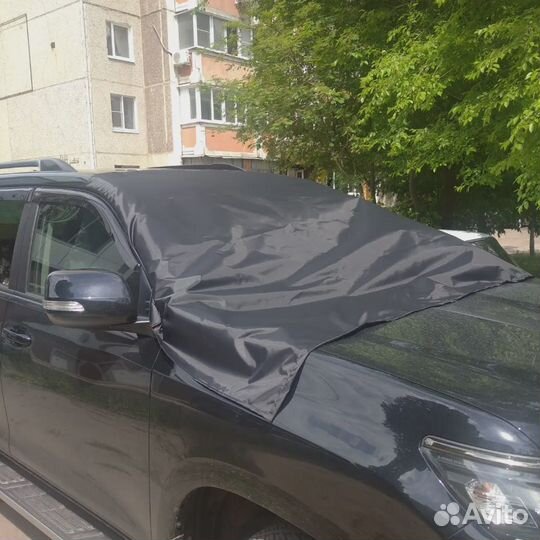 Накидка на стекло от солнца и снега для автомобиля