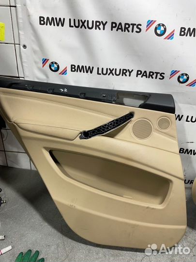 Обшивка боковой двери задняя левая Bmw X5 E70 4.8