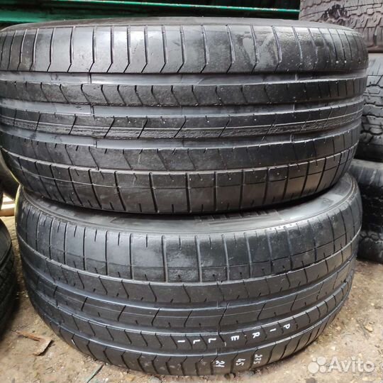 Pirelli P Zero 275/45 R21 и 315/40 R21 111Y