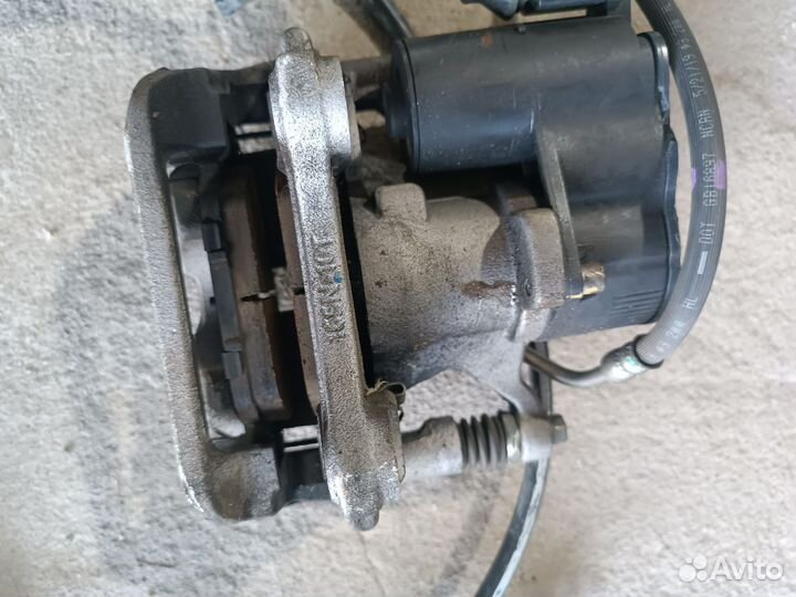 Суппорт задний правый Honda CRV-5.Оригинал