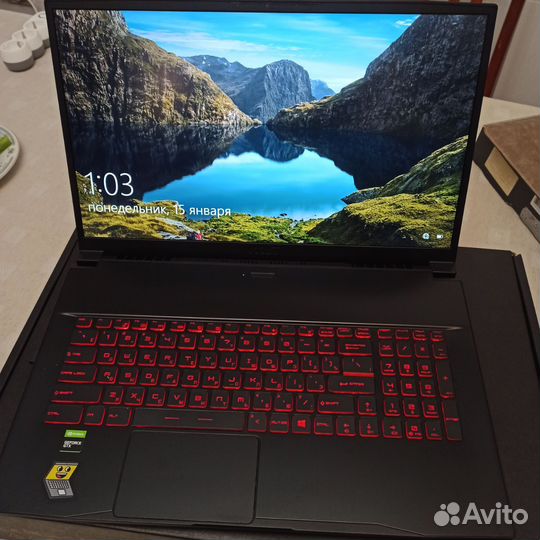 Игровой ноутбук msi 17.3