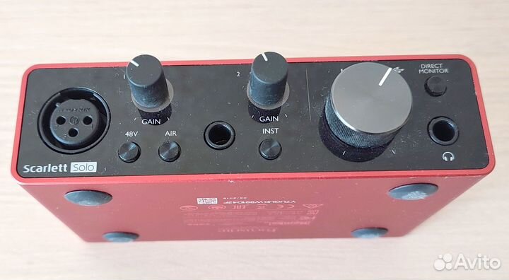 Звуковая карта Focusrite Scarlett Solo 3gen