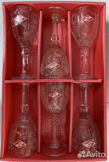 Хрустальные рюмки 