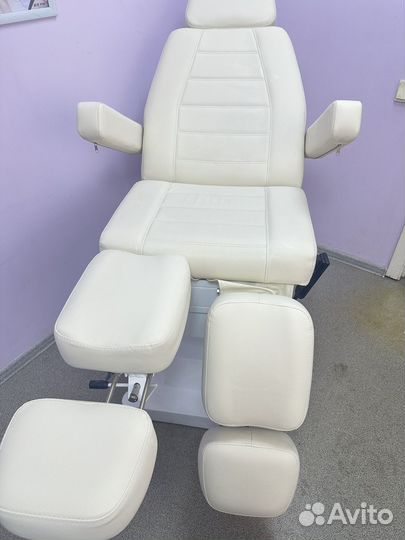 Кресло для педикюра с электроприводом 2 мотора