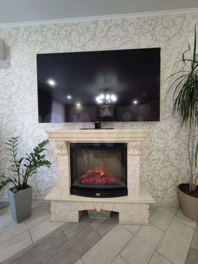 3-к. квартира, 82 м², 2/10 эт.
