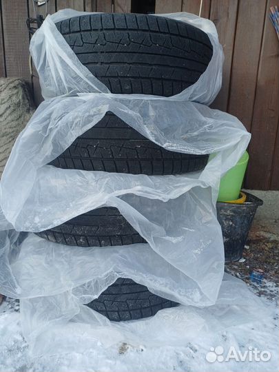 Roadstone ST-701 275/45 R20 35P