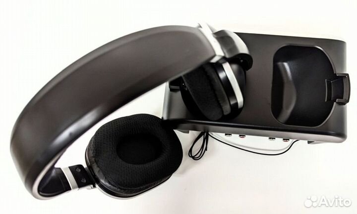 Беспроводные наушники Германия TechniSat NB-3195