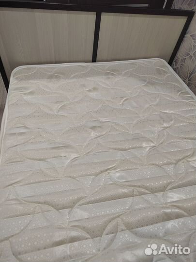 Продам кровать