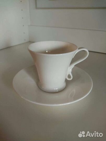 Чайные пары, белый тонкий фарфор