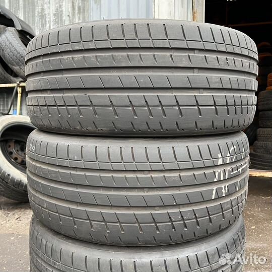 Bridgestone Potenza S007 255/40 R20
