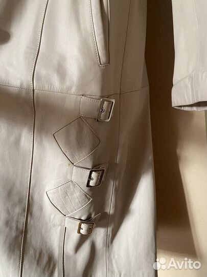 Кожаный плащ