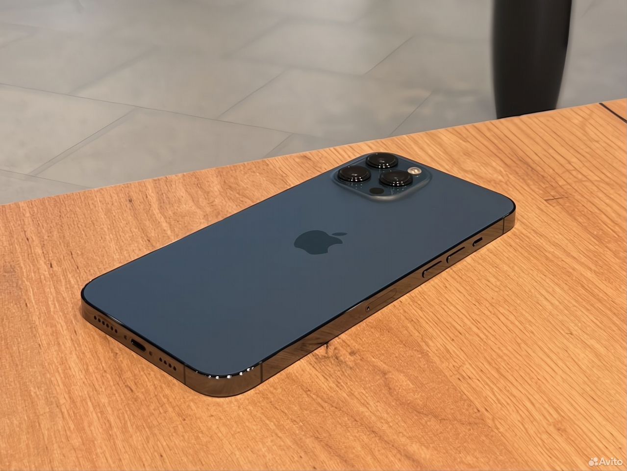 iPhone 12 Pro, 256 ГБ, SIM + eSIM