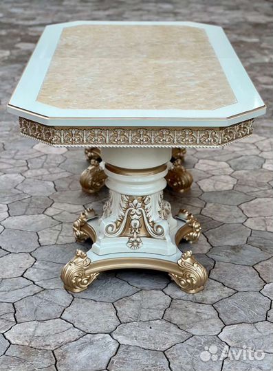 Столы и стулья новые