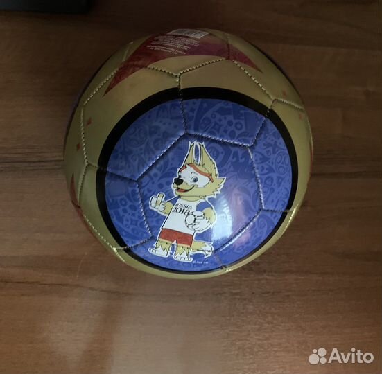 Футбольный мяч