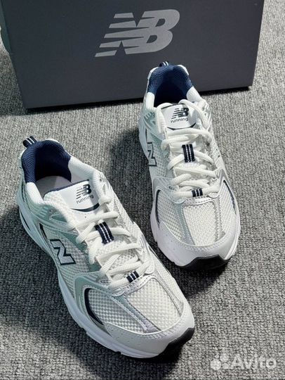 New Balance 530 White Silver Navy