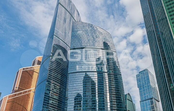 Аренда торгового помещения/41,5 кв. м./Башня Федер