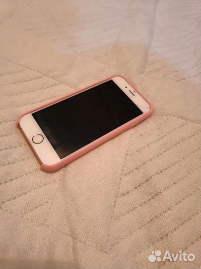 Телефон iPhone 6s