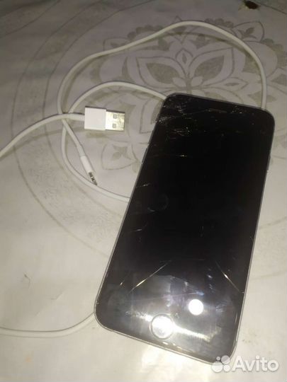 Телефон iPhone 6 16 гб