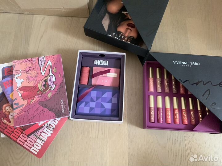 Игра +косметика Vivienne Sabo(новая)