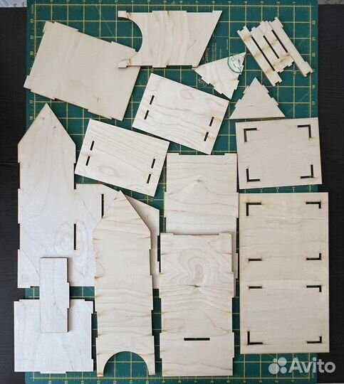 Самосборный домик из фанеры