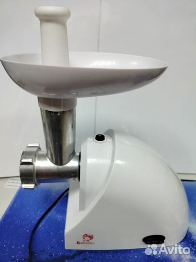 Мясорубка электрическая Василиса М6-1400