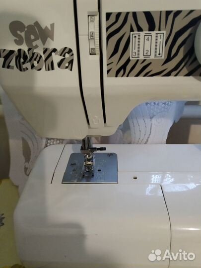 Швейная машинка elna