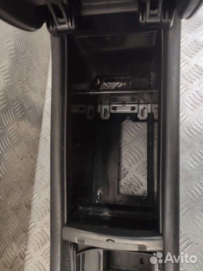 Консоль салона (кулисная часть) Mercedes-Benz C W203 2.2 A2036800852