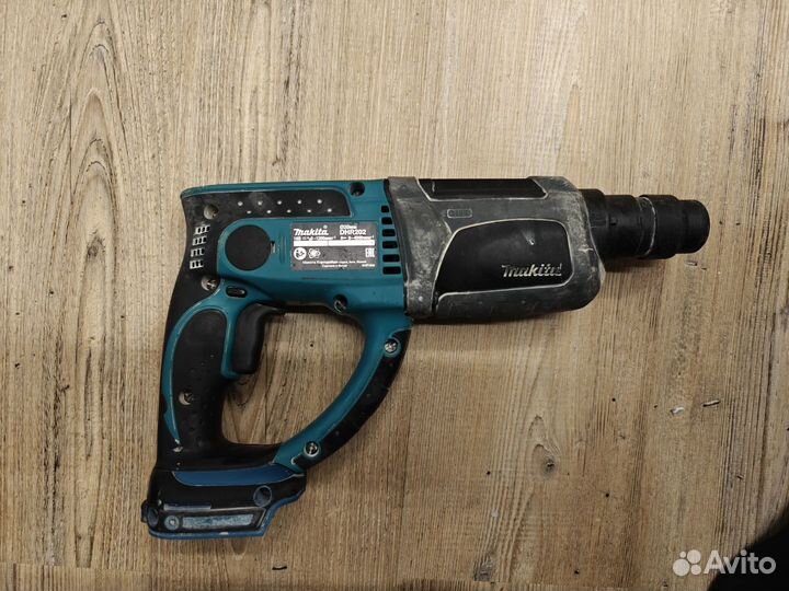 Перфоратор Makita dhr 202