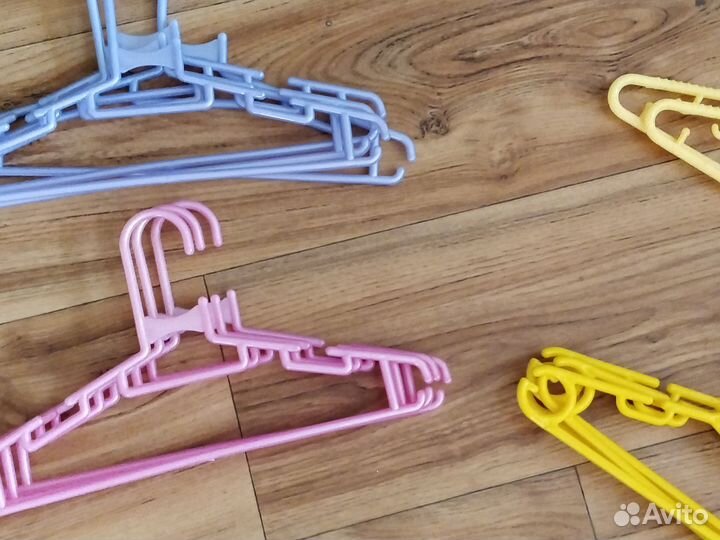 Плечики детские новые