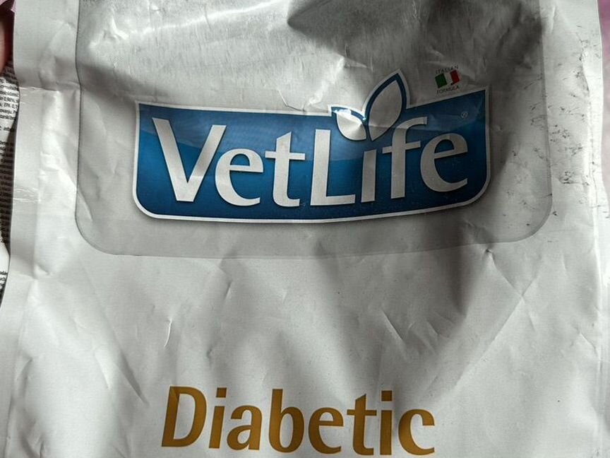 Корм для кошек VetLife Diabetic и Hepatic