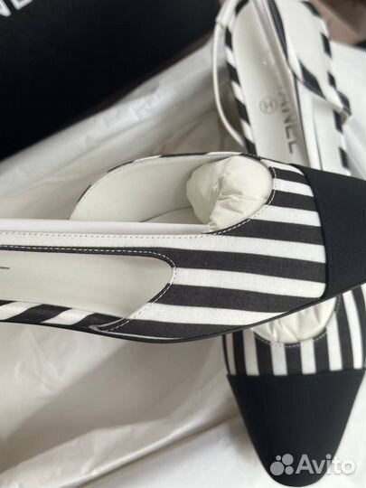 Босоножки Chanel Slingback